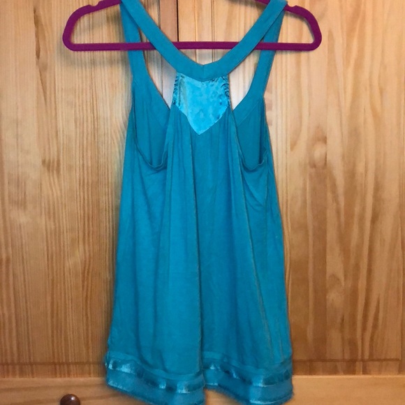 Teal razor back flowy tank - Picture 2 of 2